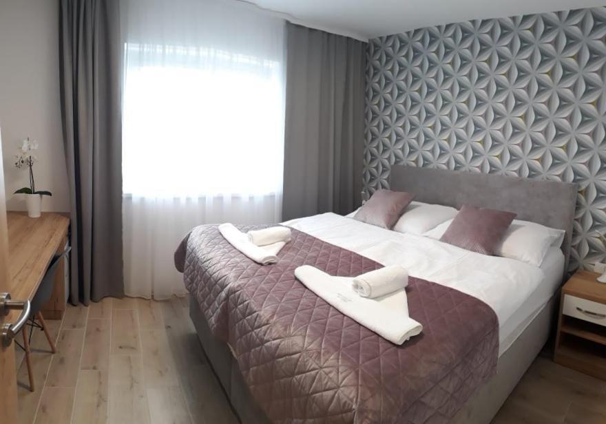 Apartmanovy Dum Na Kolonade Lednice Exterior photo